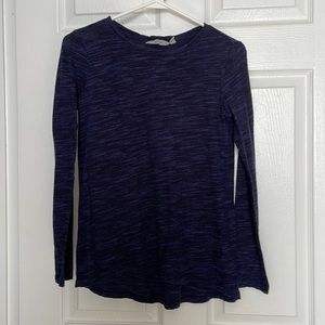 Athleta long sleeve t-shirt